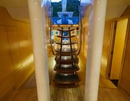Hotel na wodzie Lovebird Kıyıkıslacık